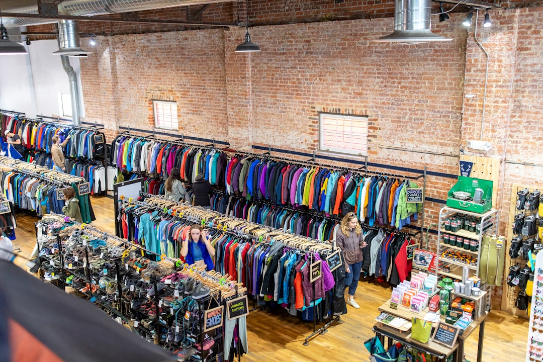 Choosing Eco-Friendly Gear for Sustainable Travels Choosing Eco-Friendly Gear for Sustainable Travels